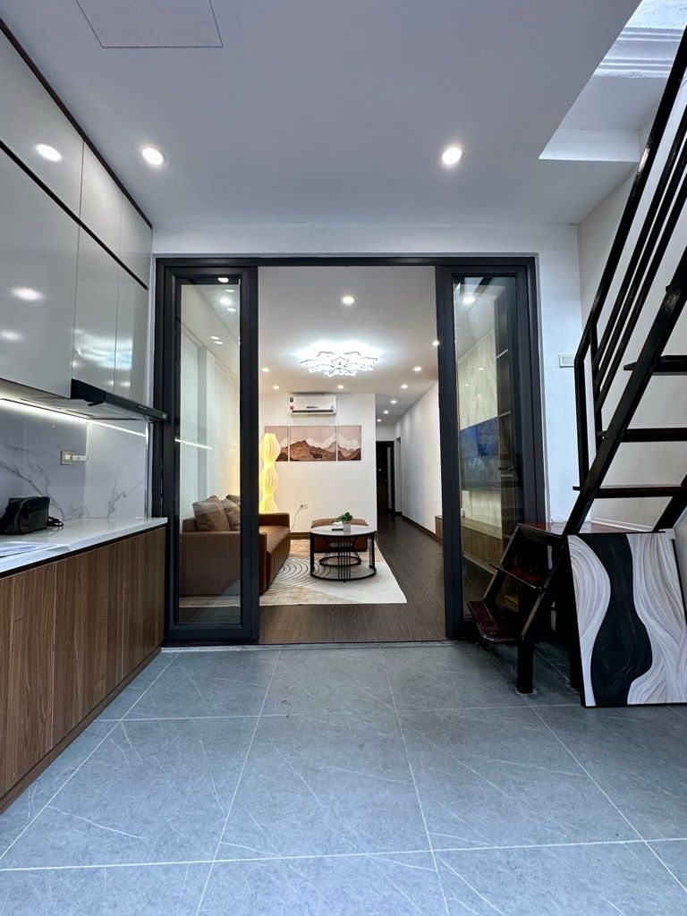 Bán nhà tập thể tầng 1 đền lừ long lanh 100M ngõ thông kinh doanh nhỏ hoàng mai